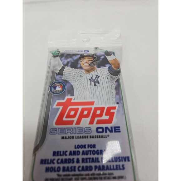 2025 Topps Series One Major League Baseball 36 Card Hanger Fat Pack - NEW! - Picture 3 of 12